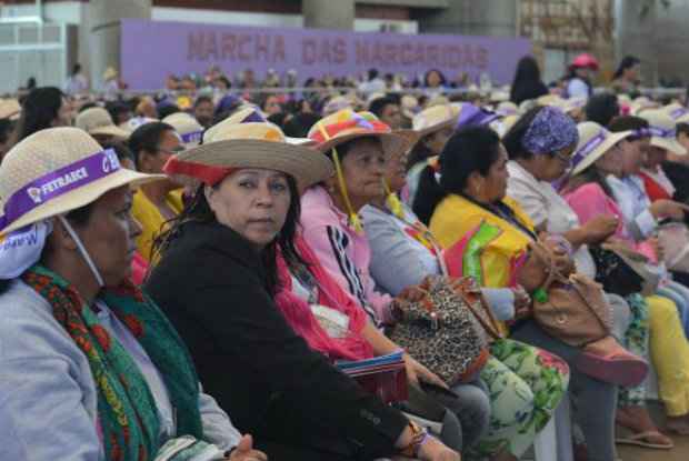 Com o tema Desenvolvimento Sustentável com Democracia, Justiça, Autonomia, Igualdade e Liberdade, mulheres se reúnem na quinta edição da Marcha das Margaridas. (Foto: Elza Fiuza/Agência Brasil)/ Com o tema Desenvolvimento Sustentável com Democracia, Justiça, Autonomia, Igualdade e Liberdade, mulheres se reúnem na quinta edição da Marcha das Margaridas. (Foto: Elza Fiuza/Agência Brasil)/