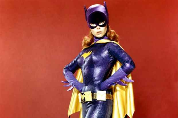Yvonne Craig como Batgirl em cena da série Batman. Foto: Divulgação/ Yvonne Craig como Batgirl em cena da série Batman. Foto: Divulgação/