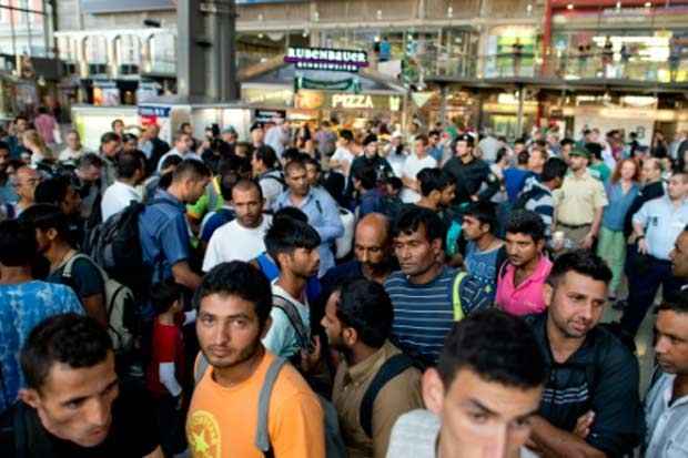 Imigrantes chegam a Munique procedentes de Budapeste, no dia 31 de agosto de 2015. Foto: Sven Hoppe/DPA/AFP/ Imigrantes chegam a Munique procedentes de Budapeste, no dia 31 de agosto de 2015. Foto: Sven Hoppe/DPA/AFP/