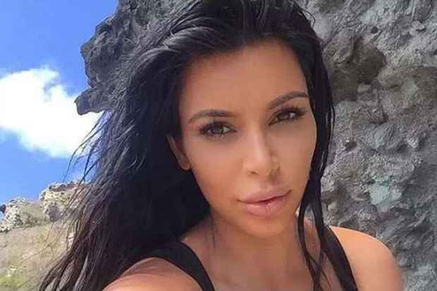 Kim Kardashian compartilha seu cotidiano com muitas selfies na rede social. Foto: Instagram/Reprodução/ Kim Kardashian compartilha seu cotidiano com muitas selfies na rede social. Foto: Instagram/Reprodução/