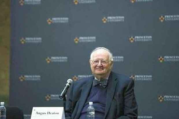 Angus Deaton, ganhador do Prêmio Nobel de Economia em 2015. Foto: Jessica Kourkounis/Getty Images/AFP/ Angus Deaton, ganhador do Prêmio Nobel de Economia em 2015. Foto: Jessica Kourkounis/Getty Images/AFP/