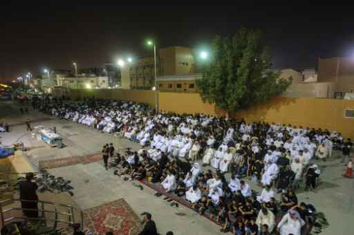 Fi&eacute;is xiitas reunidos na cidade de Qatif em 16 de outubro
Foto: Hussein Radwan/AFP/