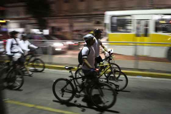 A bicicleta tem presença cada vez mais forte no trânsito do Recife. Foto: Hélder Tavares/DP/D.A Press/