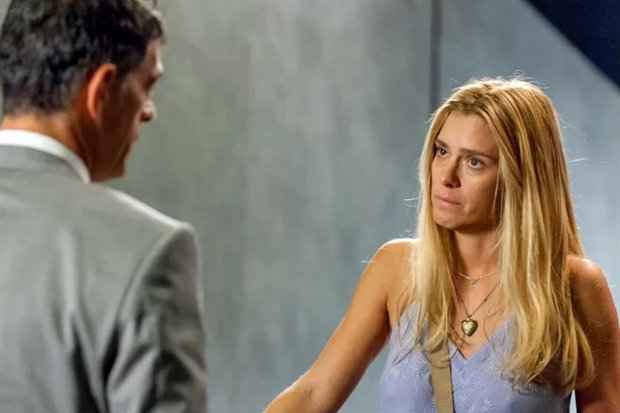 Lara &eacute; vivida por Carolina Dieckmann - Foto: Globo/Reprodu&ccedil;&atilde;o/Foto: Globo/Reprodu&ccedil;&atilde;o