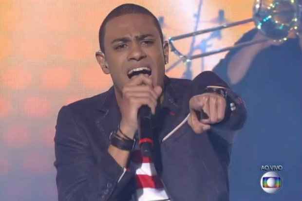 O cantor carioca Romero Ribeiro foi revelado no The Voice Brasil 2014. Foto: Rede Globo/Reprodução