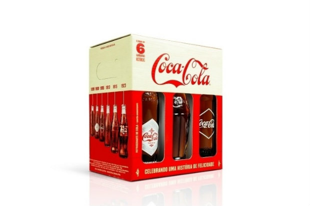 Outro atrativo para os colecionadores é uma embalagem igual à de 1915, chamada de Contour, presente no kit. Foto: Coca-Cola/Divulgação/ Outro atrativo para os colecionadores é uma embalagem igual à de 1915, chamada de Contour, presente no kit. Foto: Coca-Cola/Divulgação/