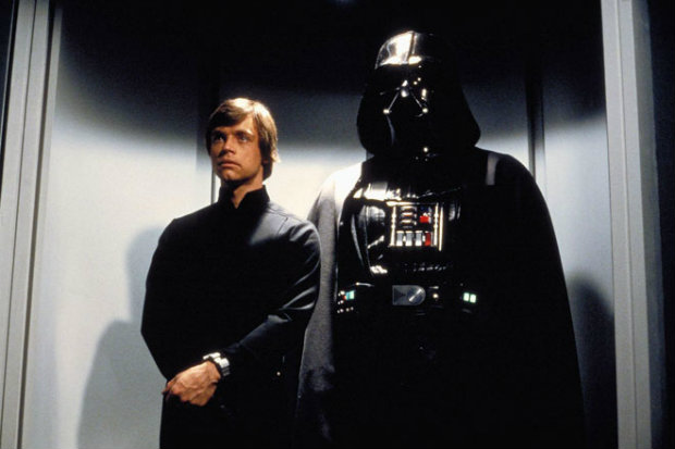 Luke Skywalker e Darth Vader em cena de O Retorno de Jedi. Foto: Lucasfilm/Divulgação/ Luke Skywalker e Darth Vader em cena de O Retorno de Jedi. Foto: Lucasfilm/Divulgação/