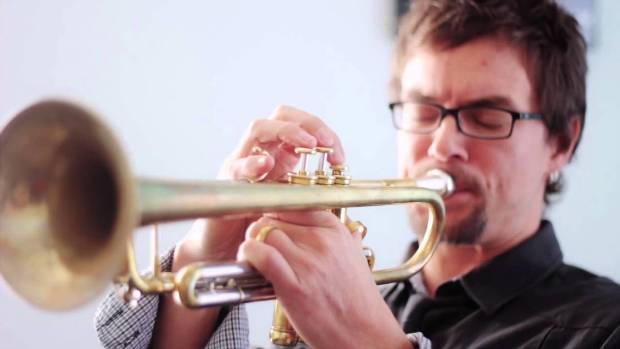 Mark Rapp é reconhecido como trompetista promissor no jazz. Foto: Youtube/Reprodução/ Mark Rapp é reconhecido como trompetista promissor no jazz. Foto: Youtube/Reprodução/