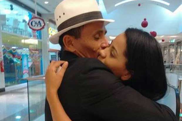 Pelo Facebook Stefhany Absoluta faz questão de informar aos admiradores que está tudo bem. Foto: Facebook/Reprodução./ Pelo Facebook Stefhany Absoluta faz questão de informar aos admiradores que está tudo bem. Foto: Facebook/Reprodução./
