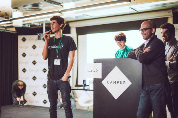 Entre as oportunidades estão o contato com Googlers e outros especialistas do mercado para bate-papos e feedback.
Foto: Divulgação/Google./ Entre as oportunidades estão o contato com Googlers e outros especialistas do mercado para bate-papos e feedback.
Foto: Divulgação/Google./