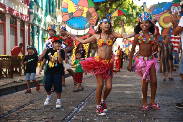 Entre folias de rua e em clubes não faltam opções para alegar o carnaval da criançada. Foto: Bernardo Dantas/DP/D.A Press/ Entre folias de rua e em clubes não faltam opções para alegar o carnaval da criançada. Foto: Bernardo Dantas/DP/D.A Press/