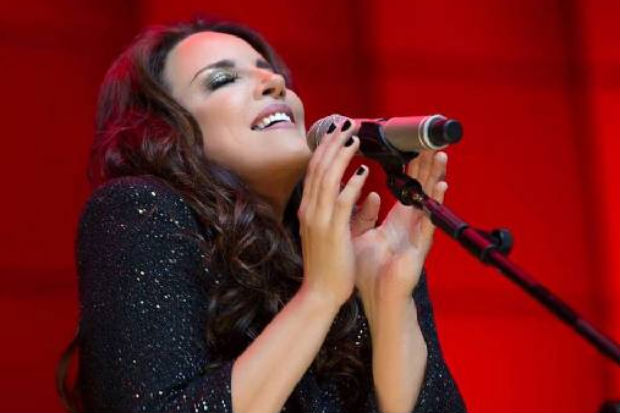 No repertório, "Canção e silêncio", do pernambucano Zé Manoel. Foto: Facebook/Reprodução