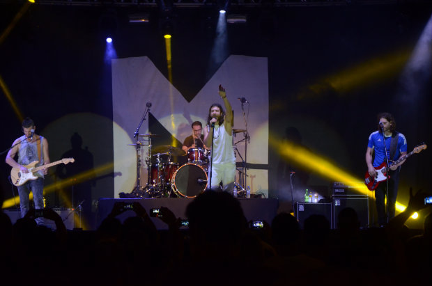 P&uacute;blico recifense mostrou que conhecia bem repert&oacute;rio do Magic!. Foto: Marcela Cintra/Esp. DP/