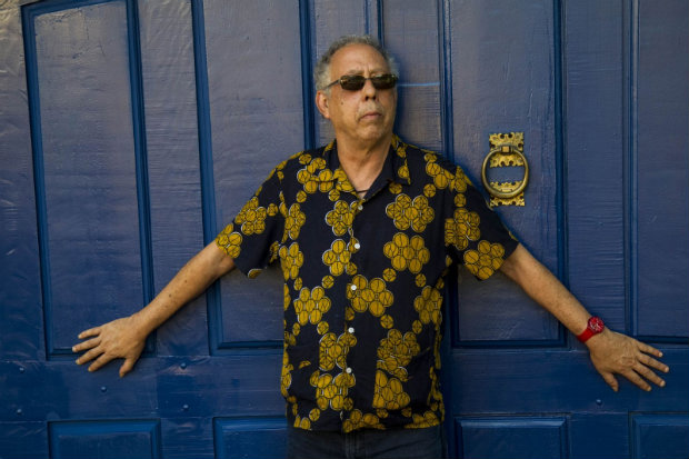 Jards Macal&eacute; tocou com nomes como Caetano Veloso nos anos 1970. Foto: Leo Lara/Divulga&ccedil;&atilde;o