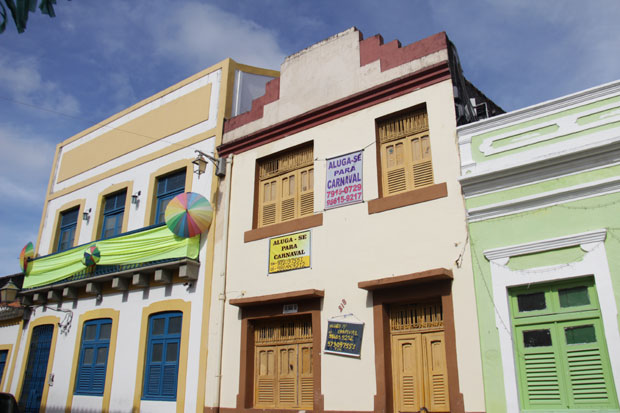 Casa localizada quase em frente à prefeitura de Olinda ainda continua desocupada. Foto: Karina Morais/Esp. DP/ Casa localizada quase em frente à prefeitura de Olinda ainda continua desocupada. Foto: Karina Morais/Esp. DP/