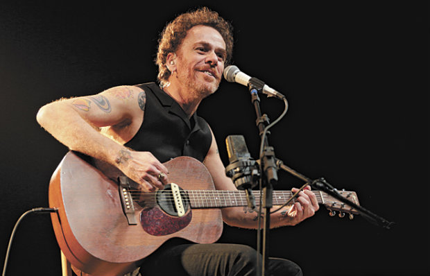 Lado intimista de Nando Reis &eacute; explorado em novo &aacute;lbum ao vivo. Foto: Deck Disc/Divulga&ccedil;&atilde;o/