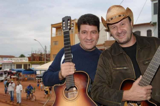 Chico Rey (esquerda) como o irmão Paraná. Foto:
Zuleika de Souza/CB/D.A Press/ Chico Rey (esquerda) como o irmão Paraná. Foto:
Zuleika de Souza/CB/D.A Press/