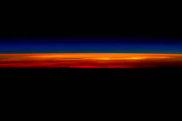 "Levante-se e brilhe!", publicou o astronauta norte-americano Scott Kelly. Foto: Reprodu&ccedil;&atilde;o/Facebook/