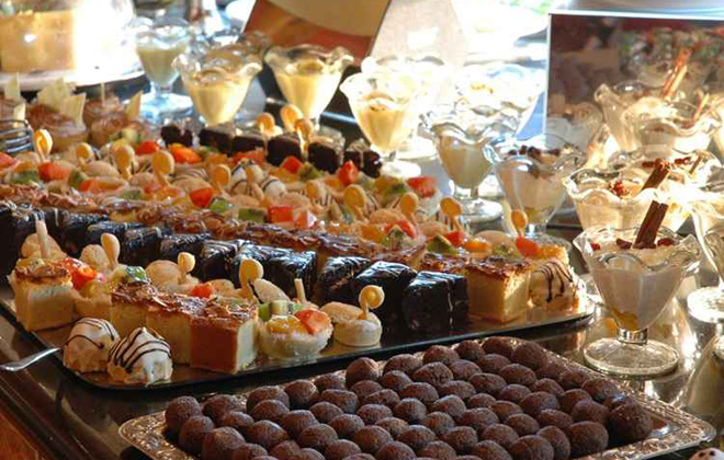 A variedade (e a qualidade) das marcas, as bebidas e os ingredientes oferecidos dependem da categoria do hotel. Foto: Iberstar/Divulgação