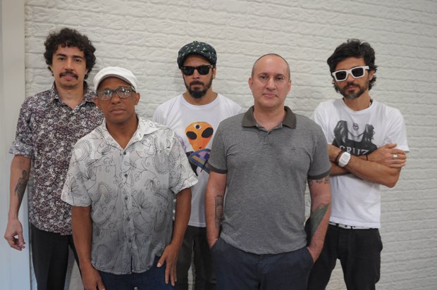 Nação relembra disco com Manguetown, Macô e Maracatu Atômico. Foto: Jair Magri/Divulgação/ Nação relembra disco com Manguetown, Macô e Maracatu Atômico. Foto: Jair Magri/Divulgação/