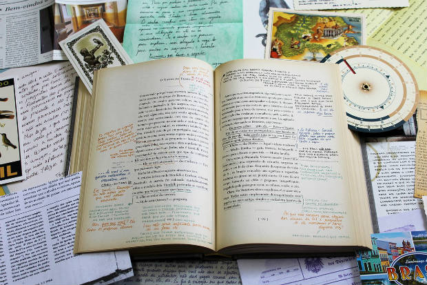 Livro de J.J.Abrams é considerado um quebra-cabeça literário. Foto: Editora Intrínseca/divulgação/ Livro de J.J.Abrams é considerado um quebra-cabeça literário. Foto: Editora Intrínseca/divulgação/
