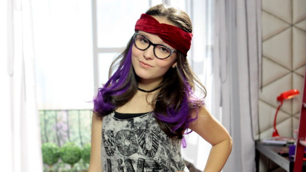 Larissa Manoela interpreta as g&ecirc;meas Isabela e Manoela. Foto: SBT/Divulga&ccedil;&atilde;o/Foto: SBT/Divulga&ccedil;&atilde;o