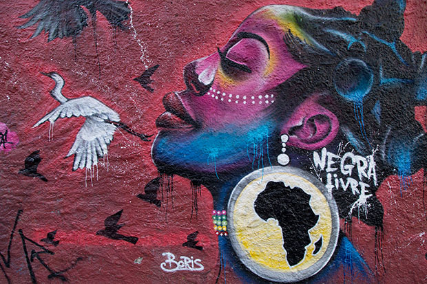 No graffiti pernambucano, o empoderamento da mulher é um dos temas marcantes, como no desenho de Boris/Foto: Josivan Rodrigues/Divulgação No graffiti pernambucano, o empoderamento da mulher é um dos temas marcantes, como no desenho de Boris/Foto: Josivan Rodrigues/Divulgação
