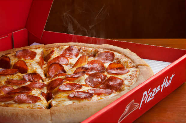Carro-chefe da Pizza Hut é a massa PAN, que se apresenta como uma massa alta e crocante por fora, leve e macia por dentro. Foto: Yum! Brands/