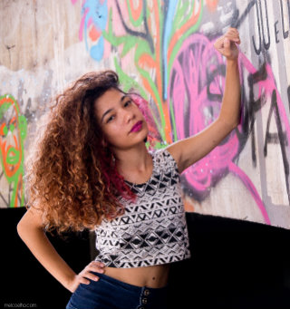 Bianca pesquisa rap e letras feministas que empoderam mulheres. Foto: Arquivo pessoal/Divulgação