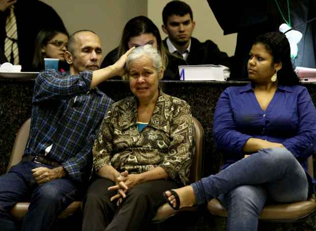 O trio foi condenado por morte de adolescente em Olinda. Os acusados ainda ser&atilde;o julgados por outros assassinatos. Foto: Paulo Paiva/DP/D.A Press/