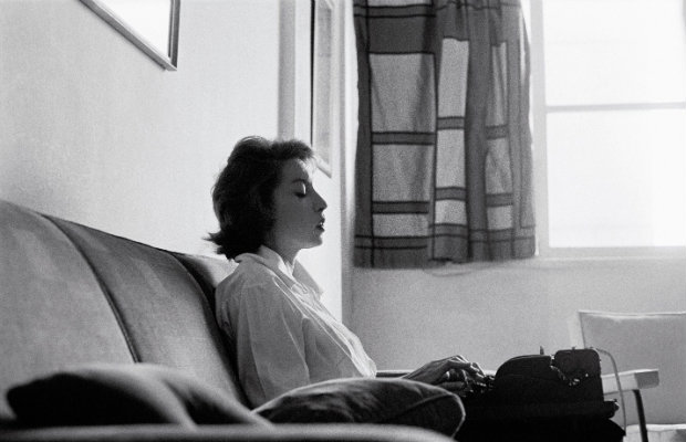 Autora viveu no Recife durante quase toda sua infância. Rocco/Divulgação