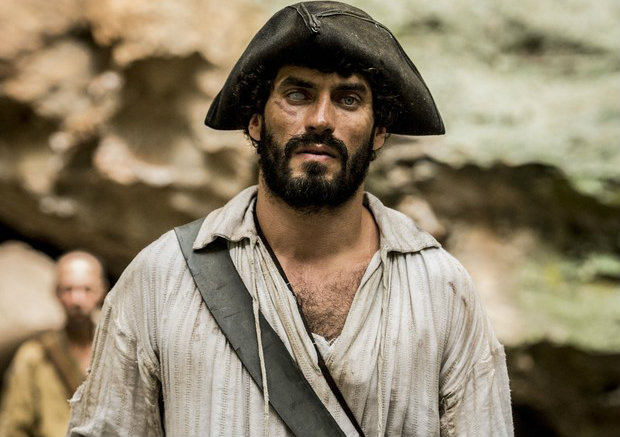 Nikolas Antunes interpreta o bandido Sim&atilde;o na novela. Foto: TV Globo/Divulga&ccedil;&atilde;o/Globo/Divulga&ccedil;&atilde;o