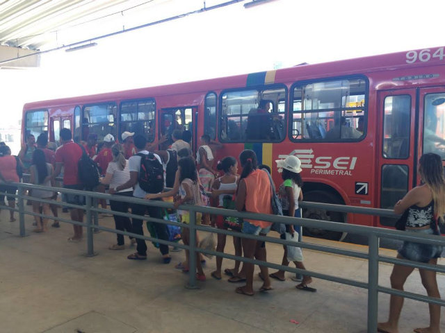 Atualmente o terminal atende cerca de 48 mil passageiros/dia. Foto: Wagner Oliveira/DP/Foto: Wagner Oliveira/DP