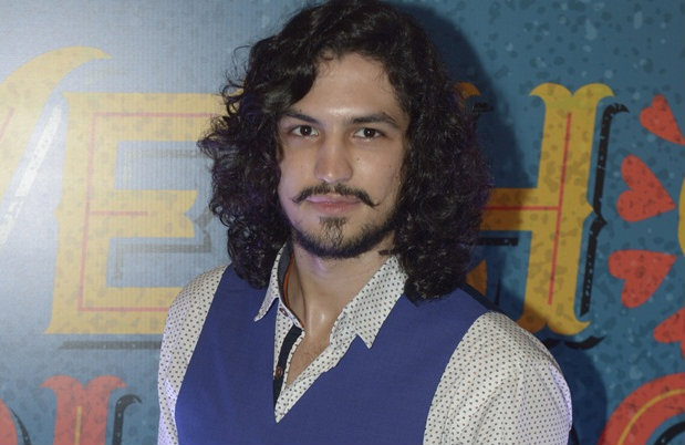 Gabriel Leone interpreta Miguel. Foto: TV Globo/Divulgação/ Gabriel Leone interpreta Miguel. Foto: TV Globo/Divulgação/