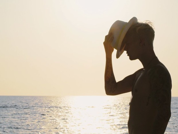 Em menos de meia hora, o clipe somou 400 mil visualizações. Foto: YouTube/Reprodução