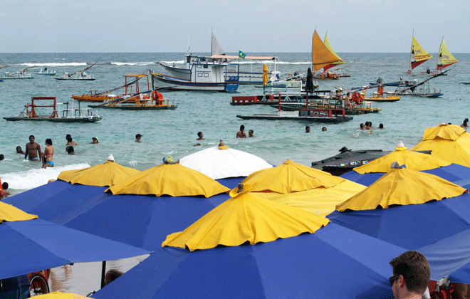 Porto de Galinhas j&aacute; foi eleita 10 vezes a melhor praia do pa&iacute;s. Foto: Arquivo DP/