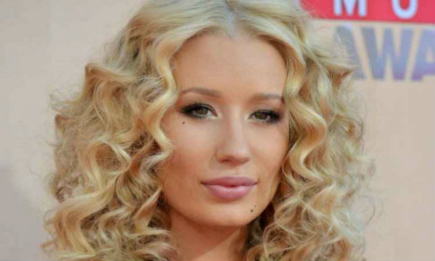 "Eu nunca fui informada por Nick que ele teria engravidado novamente a mãe de seu primeiro filho", disse. Foto: Valerie Macon/Reprodução/