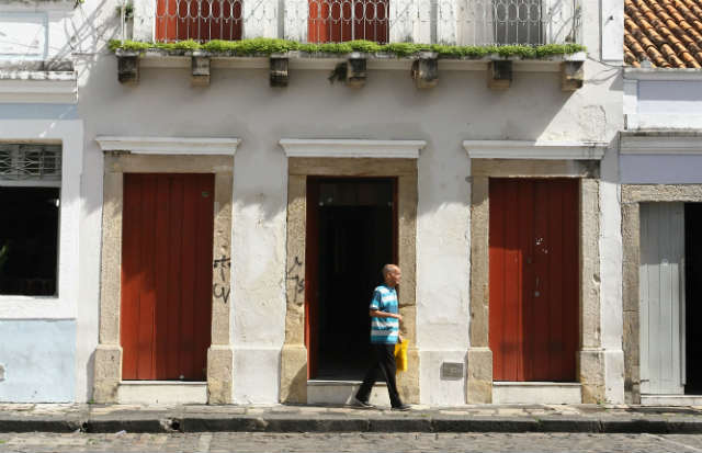 No Mamam do Pátio, as casas vizinhas foram interditadas por falta de segurança e não há projeto de revitalização em trâmite. Foto: Julio Jacobina/DP