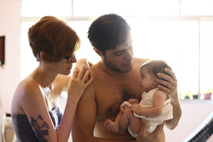 Marília e Fernando precisaram parar de trabalhar para cuidar da menina, que precisa de atenção especial. Foto: Paulo Paiva/ DP (Arquivo)/ Marília e Fernando precisaram parar de trabalhar para cuidar da menina, que precisa de atenção especial. Foto: Paulo Paiva/ DP (Arquivo)/