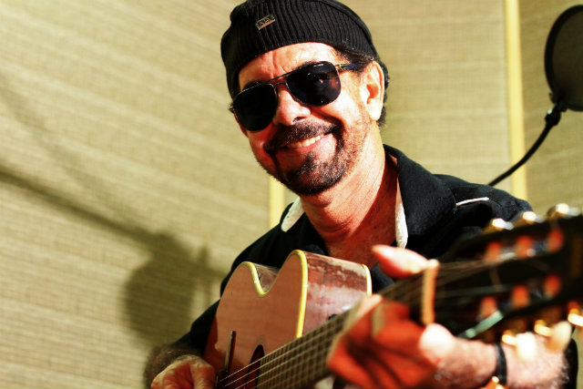 "Gostaria de dizer que nós precisamos refletir e oferecer uma música de qualidade, que eleva", desabafa Nando Cordel. Foto:Paulo Paiva/DP/Foto:Paulo Paiva/DP