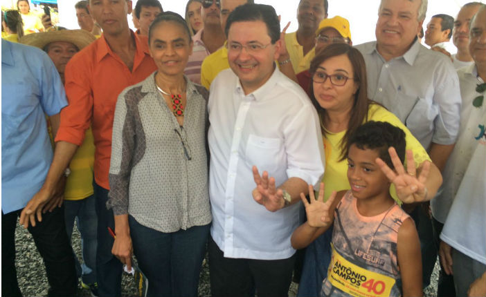Marina também defendeu a candidatura de Geraldo Julio, no Recife, e disse ter "gratidão" ao PSB. Foto: Sávio Gabriel/DP/ Marina também defendeu a candidatura de Geraldo Julio, no Recife, e disse ter "gratidão" ao PSB. Foto: Sávio Gabriel/DP/