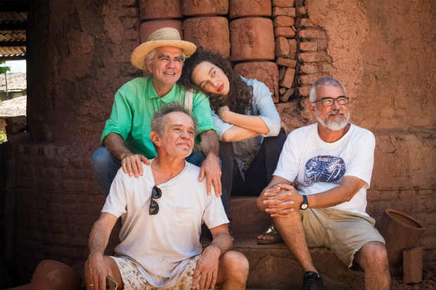 Maurício, Joelson, Mana e Hélio Pellegrino vão expor trabalhos parciais fruto de um intercâmbico em cidades do interior pernambucano. Foto: Reprodução Facebook/ Maurício, Joelson, Mana e Hélio Pellegrino vão expor trabalhos parciais fruto de um intercâmbico em cidades do interior pernambucano. Foto: Reprodução Facebook/