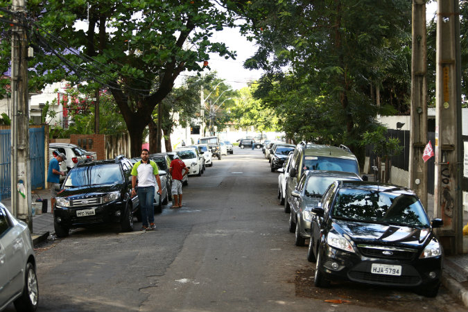 Rua Santo Elias, passa a ter mão dupla no trecho entre a Rua do Espinheiro e a Rua da Hora. Foto: Bernardo Dantas/DP/ Rua Santo Elias, passa a ter mão dupla no trecho entre a Rua do Espinheiro e a Rua da Hora. Foto: Bernardo Dantas/DP/