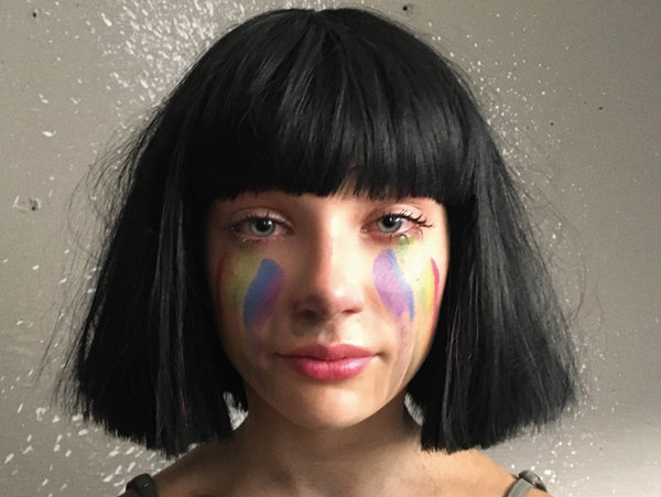 Maddie Ziegler estrela mais um clipe da cantora. Foto: YouTube/Reprodução/ Maddie Ziegler estrela mais um clipe da cantora. Foto: YouTube/Reprodução/