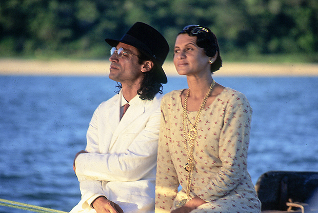 Luiz Carlos Vasconcelos e Zuleika Ferreira interpretaram Lampi&atilde;o e Maria Bonita. Foto: Fred Jord&atilde;o/ Divulga&ccedil;&atilde;o/