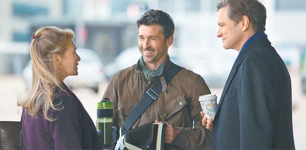 Interpretado por Patrick Dempsey (ao centro), Jack Qwant divide as atenções da protagonista com Mark Darcy (Colin Firth), um antigo amor. Foto: Universal Pictures/Reprodução/