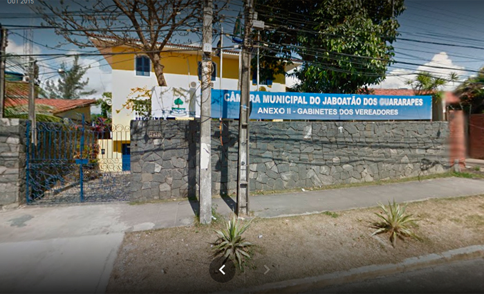 Dos 27 vereadores do município, 19 são apontados como líderes de um esquema de desvio de dinheiro público no pagamento de funcionários comissionados 'fantasmas'. Foto. Reprodução/ Google Street View/