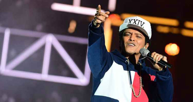 Em novo disco, Bruno Mars faz um tributo ao R&B do passado. Foto: Emmanuel Dunand/Divulgação/ Em novo disco, Bruno Mars faz um tributo ao R&B do passado. Foto: Emmanuel Dunand/Divulgação/