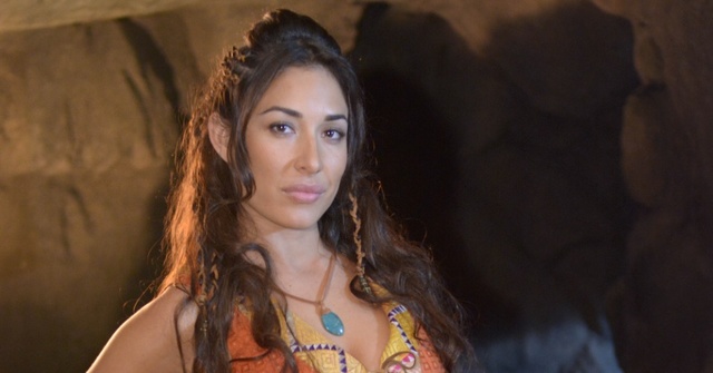 "Acordei machucada, mordida e com sangue", relembra a atriz em vídeo para campanha de combate à violência. Foto: Record/Divulgação/