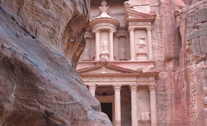 Petra é um destino que está entre os mais belos do mundo. Yuval Sigler/D.A Press/Petra é um destino que está entre os mais belos do mundo. Yuval Sigler/D.A Press Petra é um destino que está entre os mais belos do mundo. Yuval Sigler/D.A Press/Petra é um destino que está entre os mais belos do mundo. Yuval Sigler/D.A Press